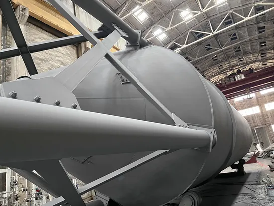 Silo in polvere sfusa per granuli di sabbia / cemento calce ASME in acciaio in vendita